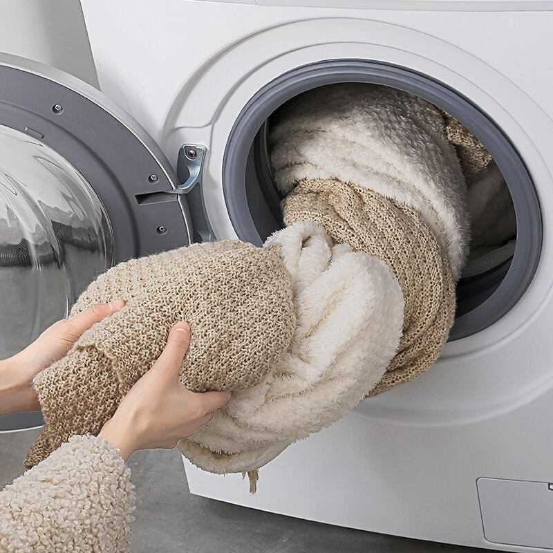 (HOME+) Little Bear Sponge Laundry Ball Anti entanglement Sticky Hair Ball Laundry Clothes Hair Cleaning Ball