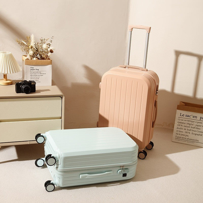 Multi Functional Luggage With Swivel Wheels for Travel Boarding